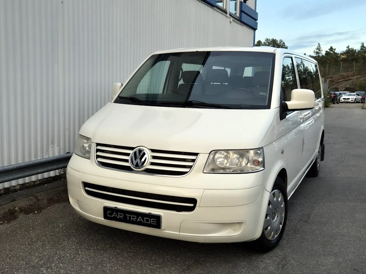 Volkswagen Caravelle 2.5 TDI Comfortline | 131 ch | BVM | 9 places | Chauffage auxiliaire programmable | Climatisation automatique | 2 propriétaires