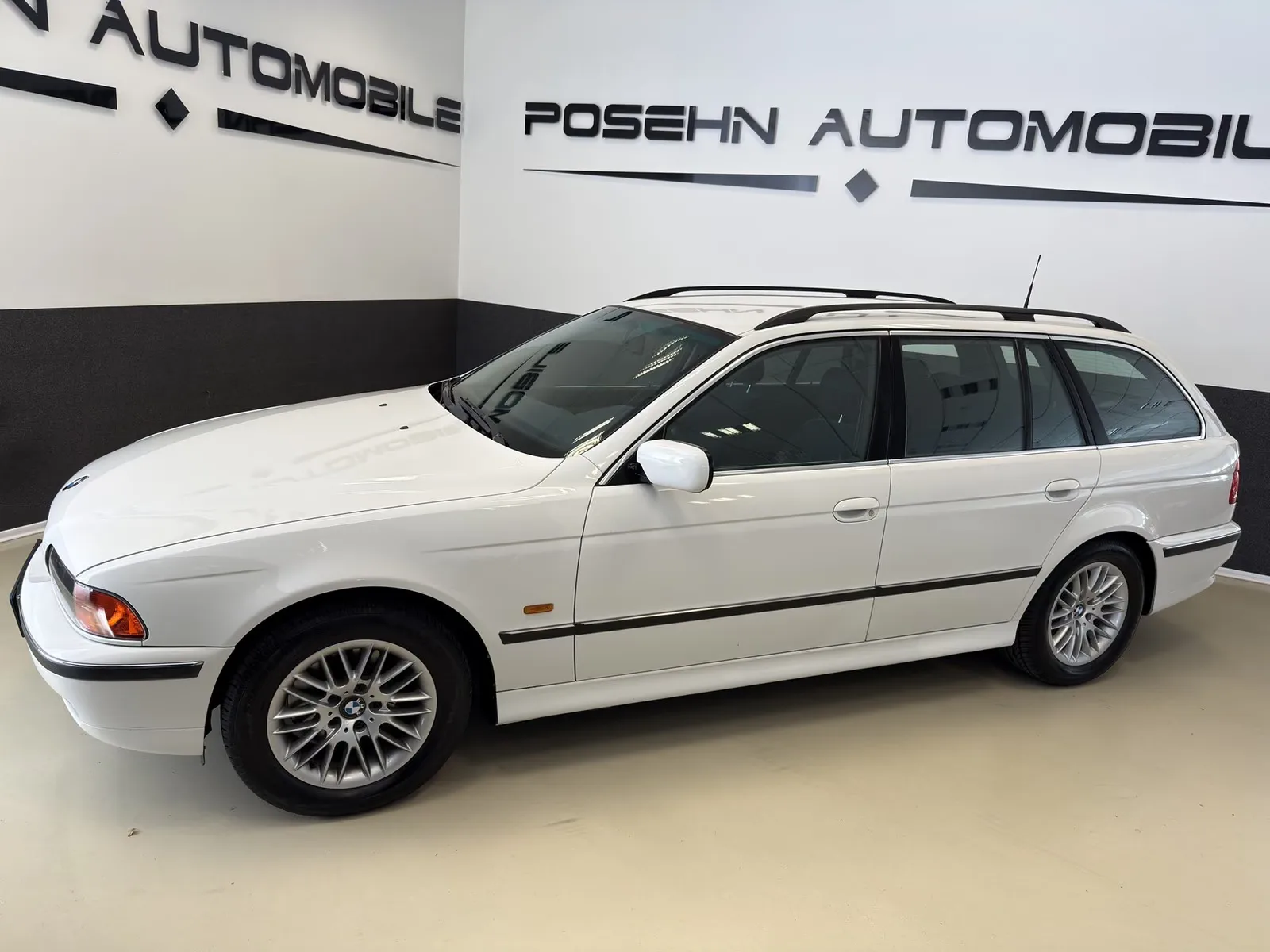 BMW 540 i TOURING 4.4 286 ch BVA - ATTELAGE - 255000 km