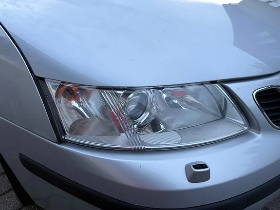 SAAB 9-3 SPORTCOMBI 1.8 LINEAR 122 ch BVM - 1ère MAIN - ATTELAGE - 166760 KM