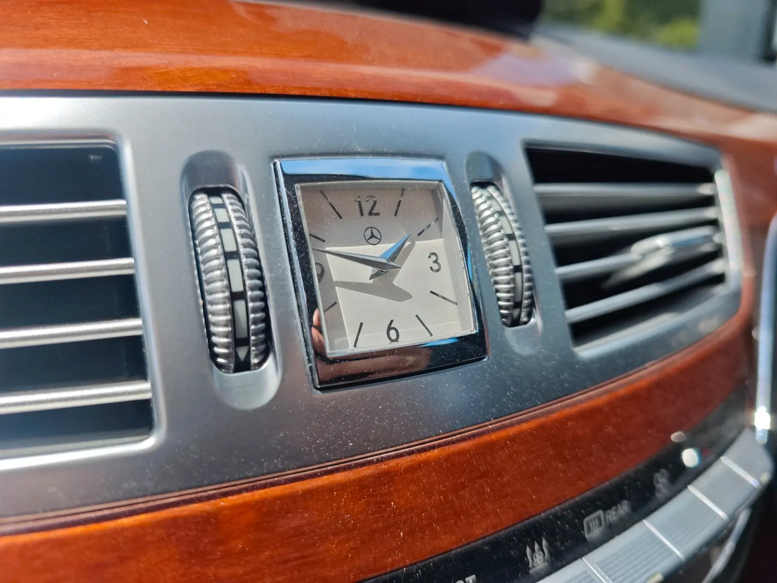 Mercedes-Benz Classe S 350 | 272 ch | BVA | Cuir | Suspension pneumatique | Chauffage auxiliaire | Sièges chauffants et ventilés | GPS