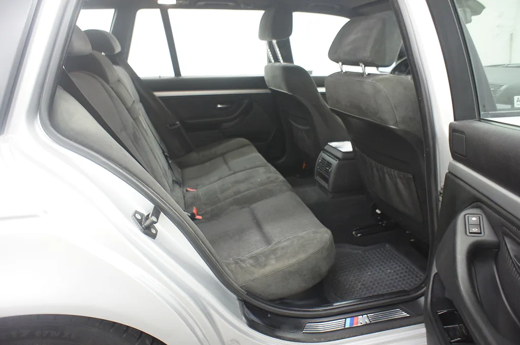 BMW 525i TOURING e39 192 ch BVA M SPORT 4X2 - 219000 km