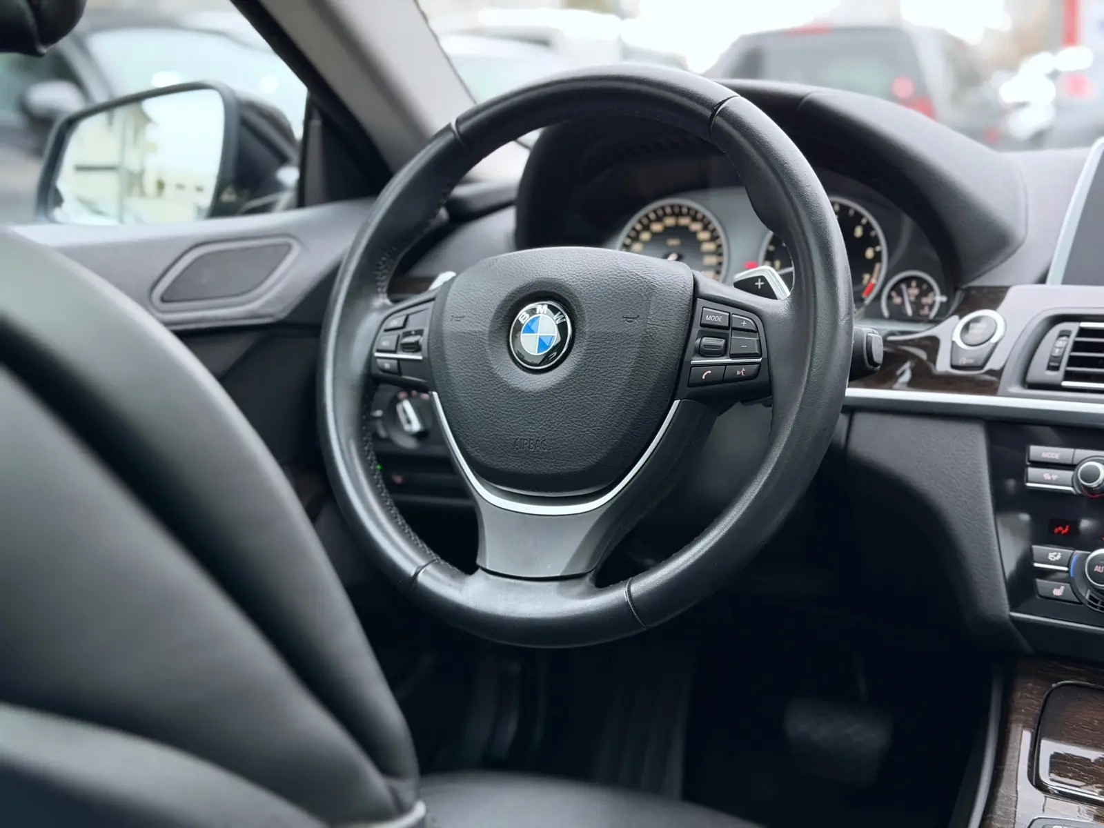 BMW 640i COUPÉ 3.0 320ch BVA - CUIR NAPPA - TOIT PANORAMIQUE - AFFICHAGE TÊTE HAUTE - CAMÉRA DE RECUL - JANTES ALPINA