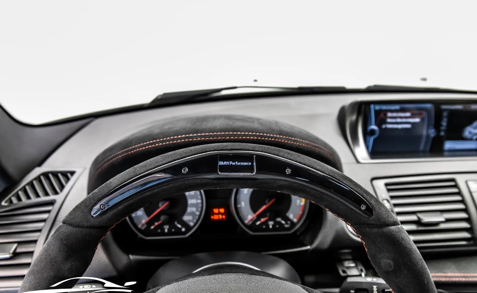 BMW 1M Coupé 3.0 biturbo 340 ch • Boîte manuelle 6 • KW V3 • Cuir • Harman Kardon