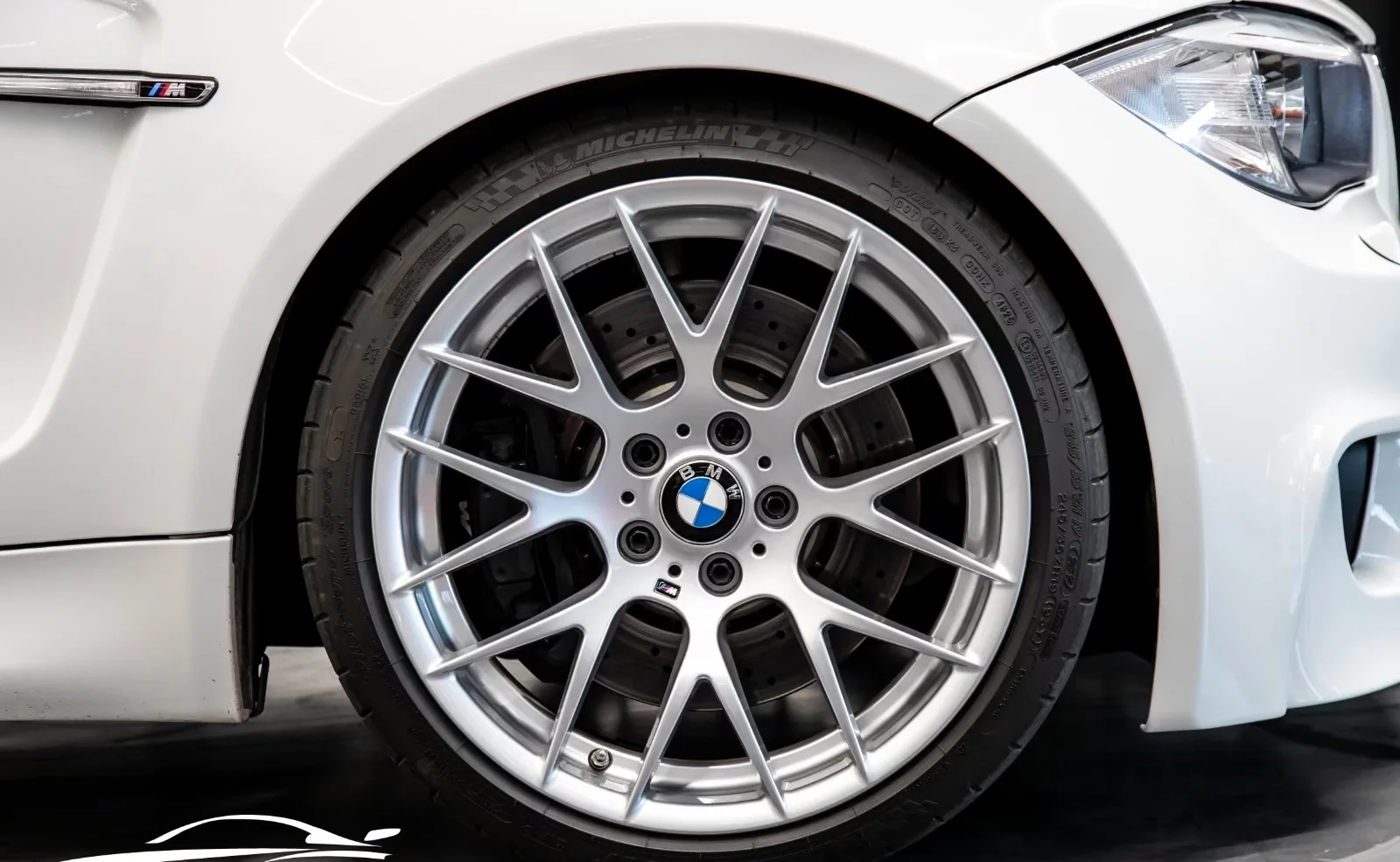 BMW 1M Coupé 3.0 biturbo 340 ch • Boîte manuelle 6 • KW V3 • Cuir • Harman Kardon