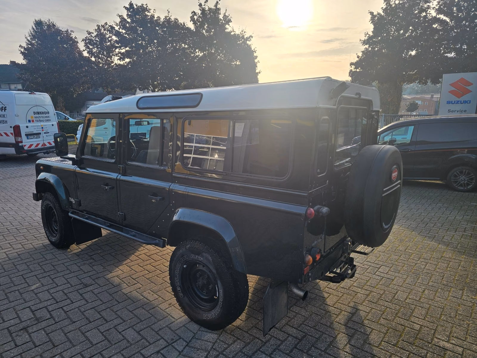 LAND ROVER DEFENDER 110 TD5 STATION WAGON