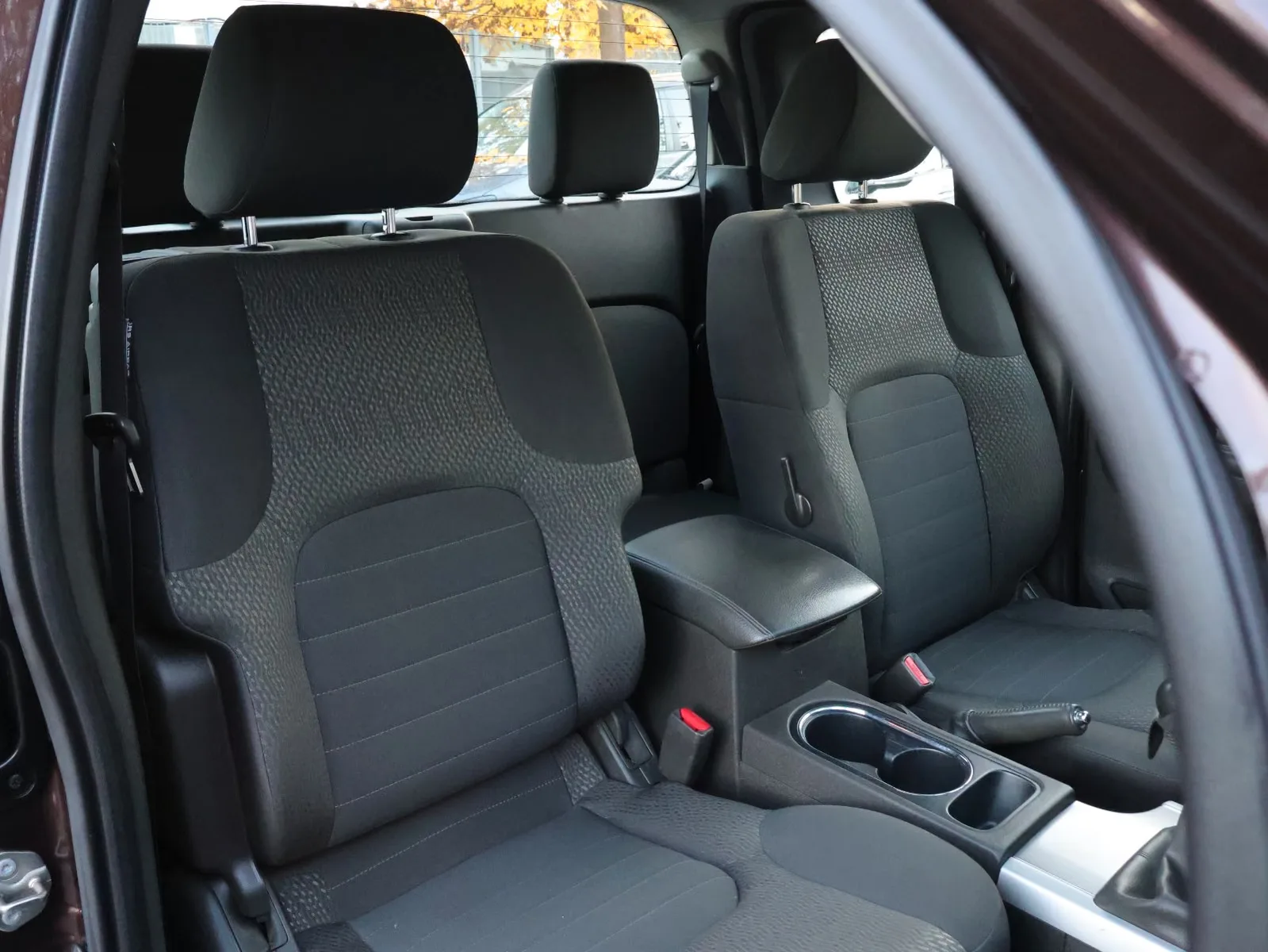 NISSAN NAVARA KING CAB SE 4X4 2.5 DCI 1ERE MAIN CLIM TUV  | 190 ch | BVM | VOLANT EN CUIR