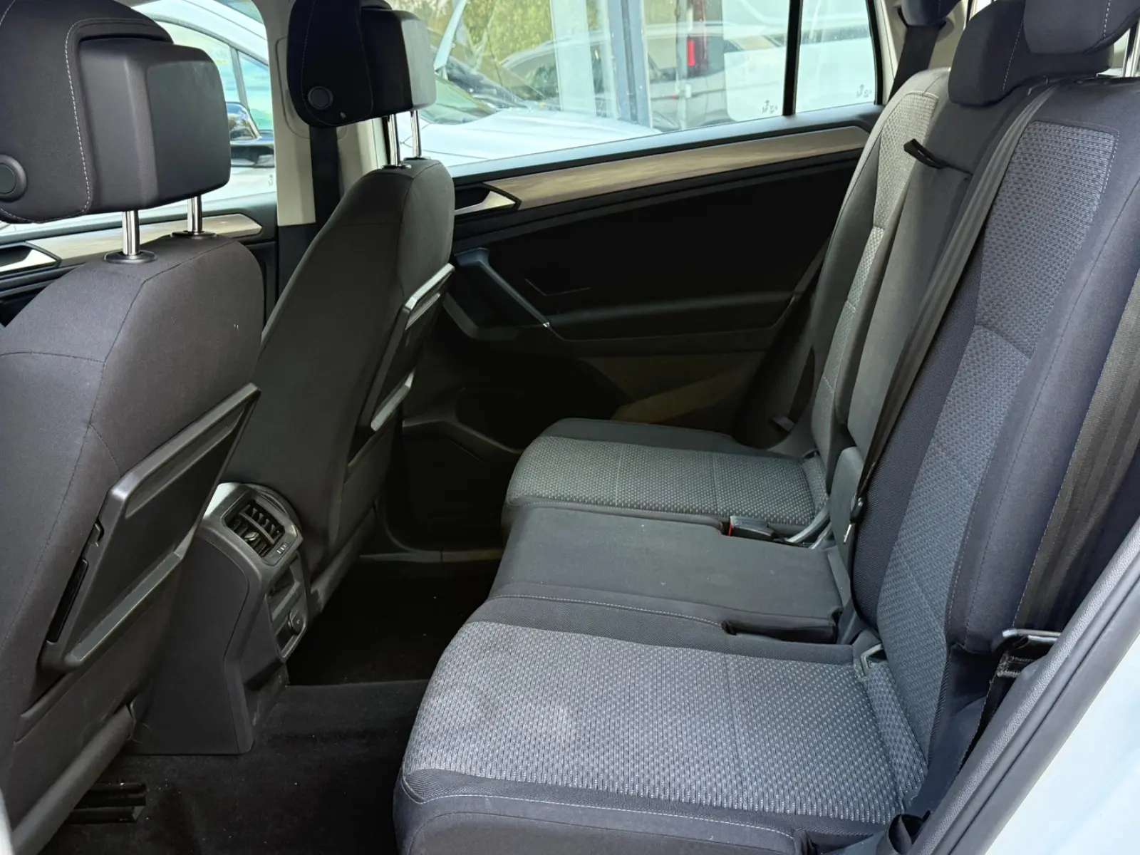 VOLKSWAGEN TIGUAN 2.0 TDI 150CH - ALLSPACE COMFORTLINE - HAYON ÉLECTRIQUE - 1ERE MAIN