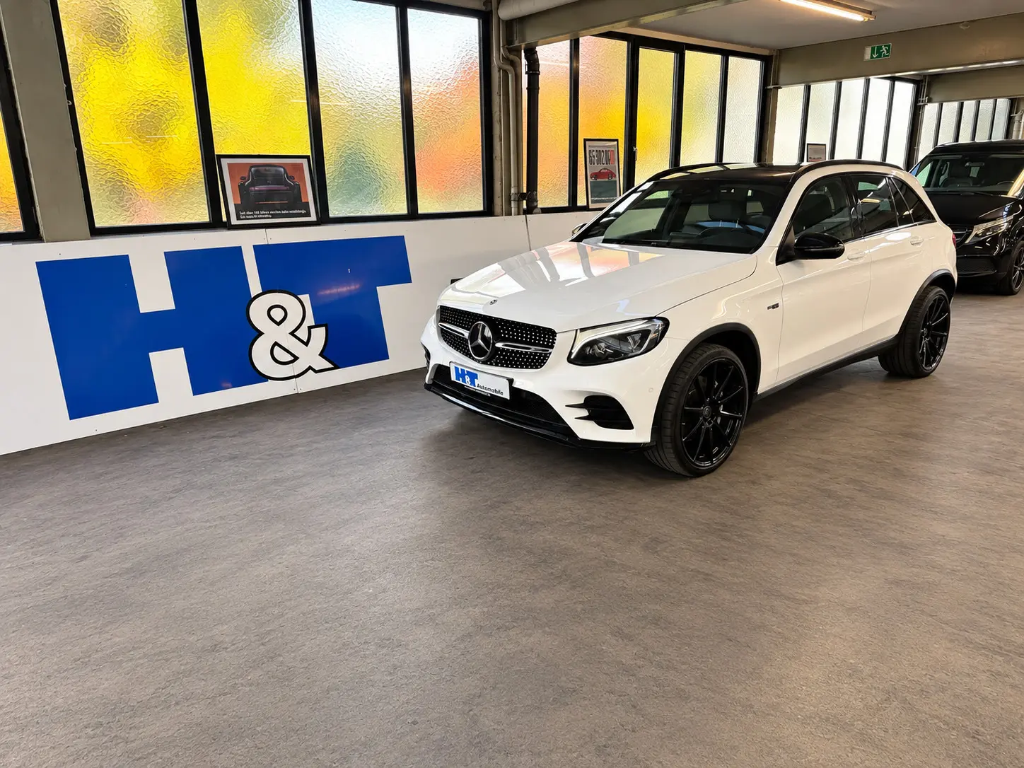 Mercedes-Benz Classe GLC 43 AMG 4MATIC | 390 ch | BVA | Toit panoramique | Burmester | Affichage tête haute | Suspension pneumatique | Attelage