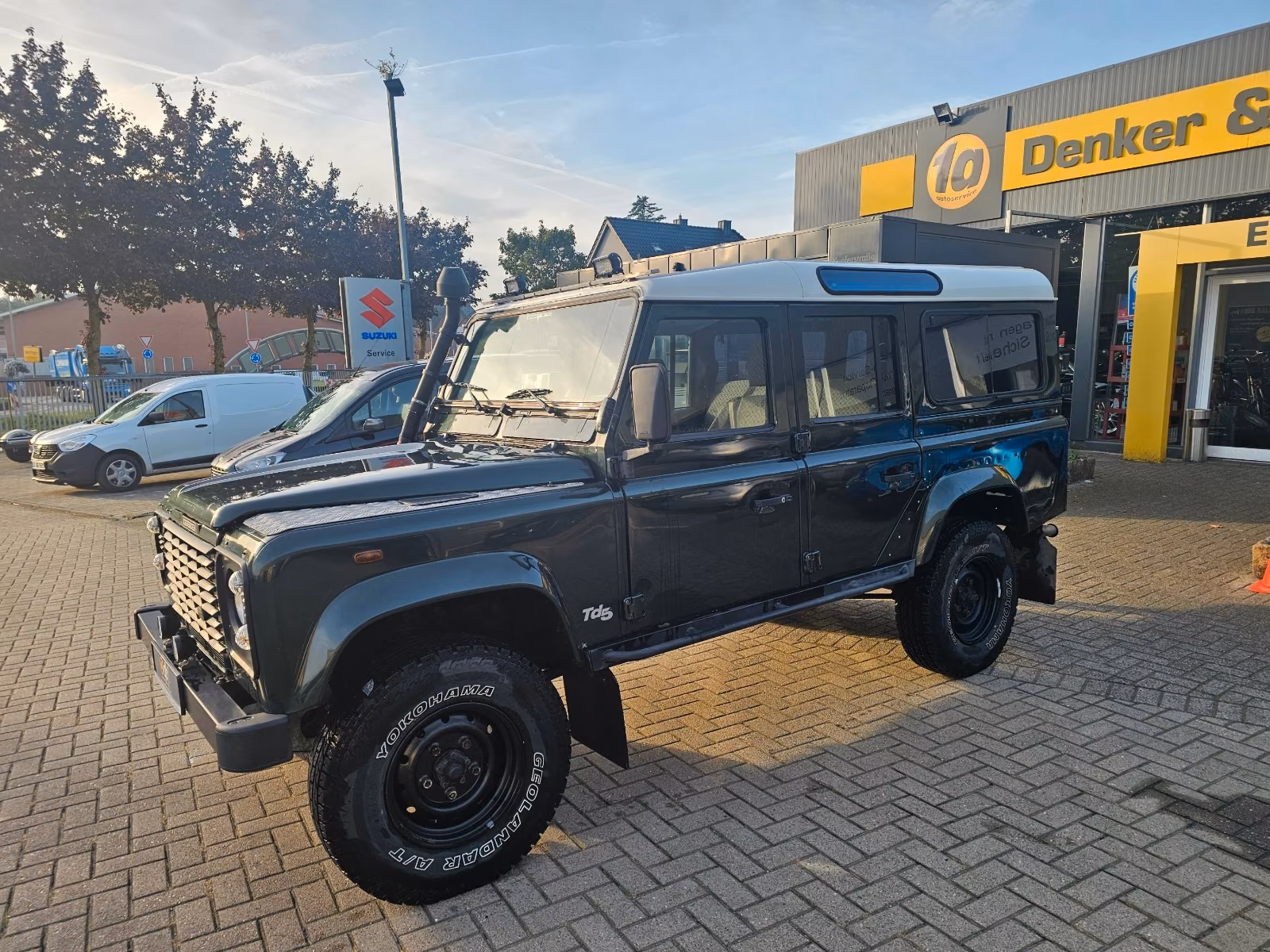 LAND ROVER DEFENDER 110 TD5 STATION WAGON