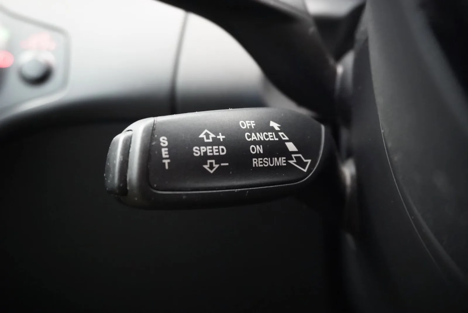 Audi A4 2.0 TFSI quattro 224 ch S line • S tronic • GPS • Radars AV/AR • Audi Sound System