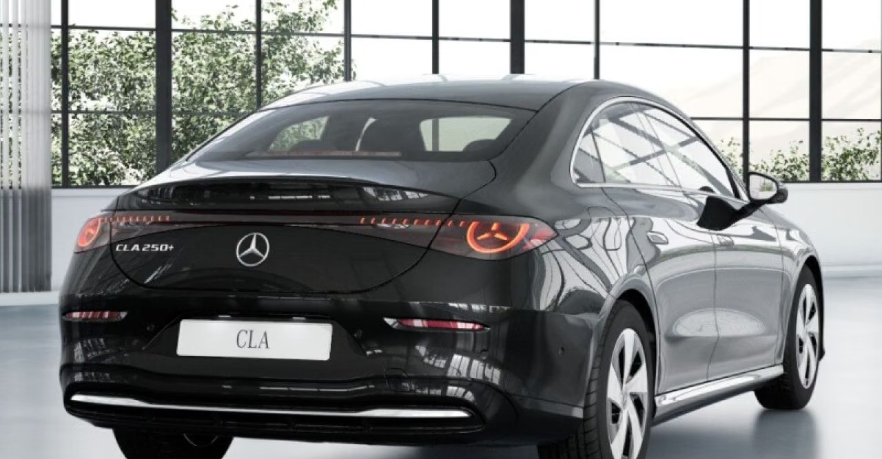 MERCEDES-BENZ CLA - 250 - 272 CV - BVA - 1er MAIN