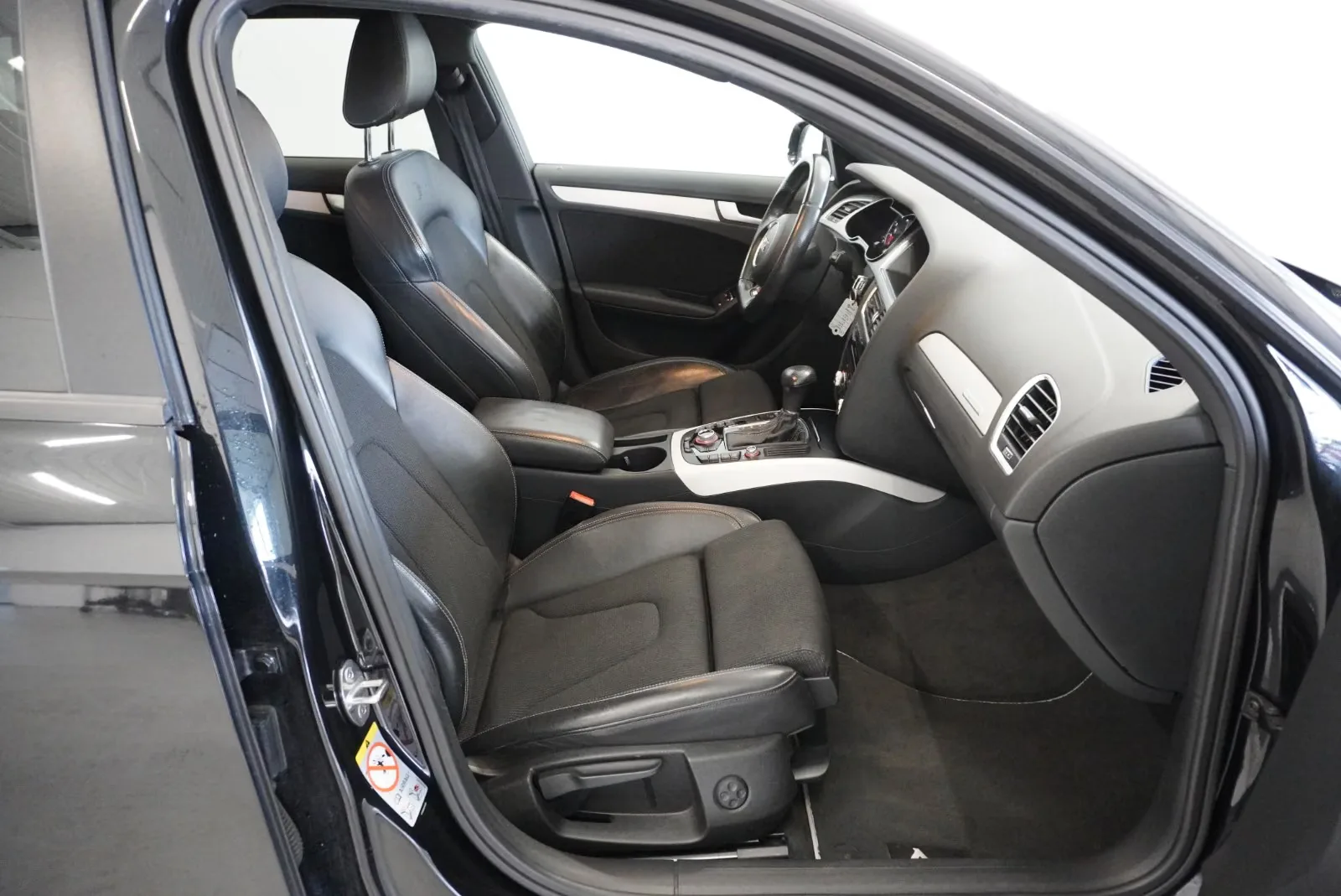 Audi A4 2.0 TFSI quattro 224 ch S line • S tronic • GPS • Radars AV/AR • Audi Sound System