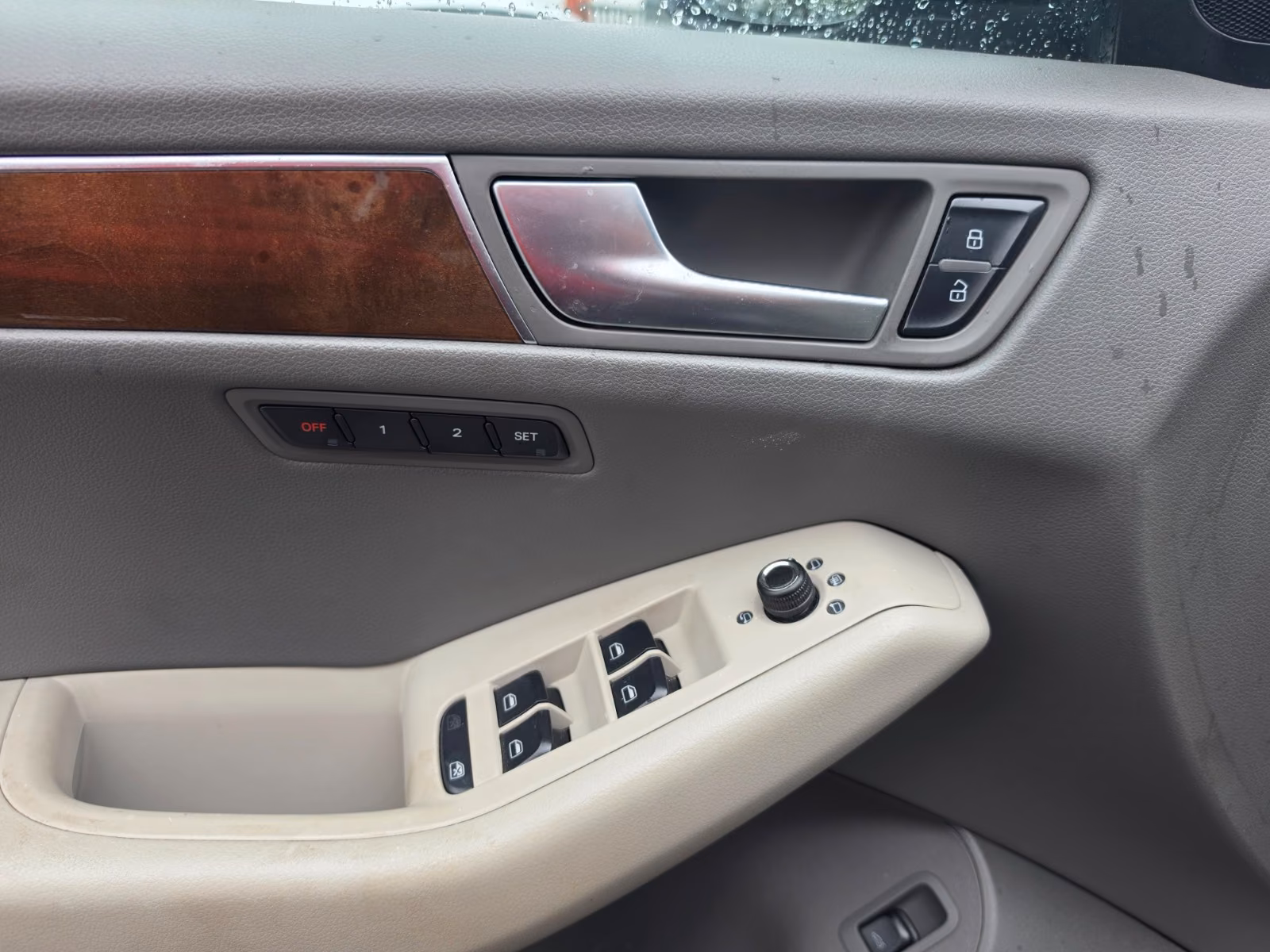Audi Q5 2.0 TFSI quattro | 211 ch | BVA | Cuir beige | Toit panoramique | GPS | Caméra de recul | Phares xénon