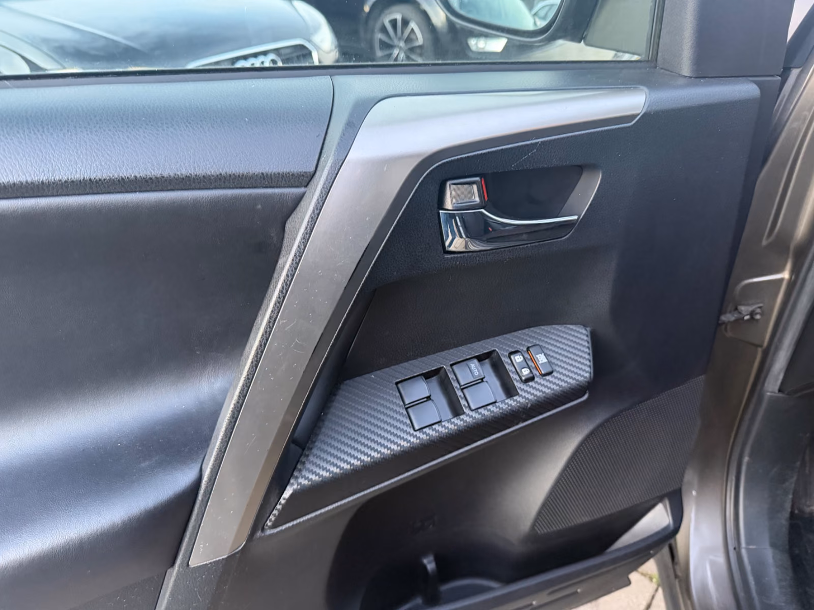 Toyota RAV4 2.0 Valvematic 151 ch 4x4 Start Edition • Caméra • Bluetooth • Clim bizone