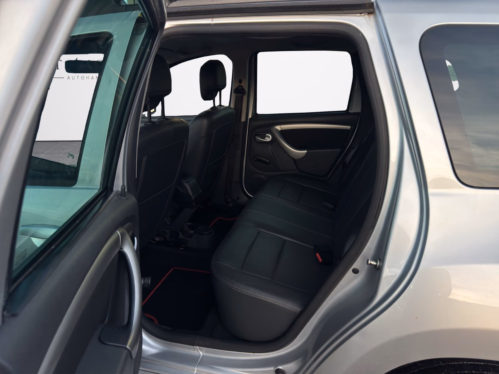 DACIA DUSTER I PRESTIGE 4X4 1ERE MAIN  | 110 ch | BVM | ATTELAGE