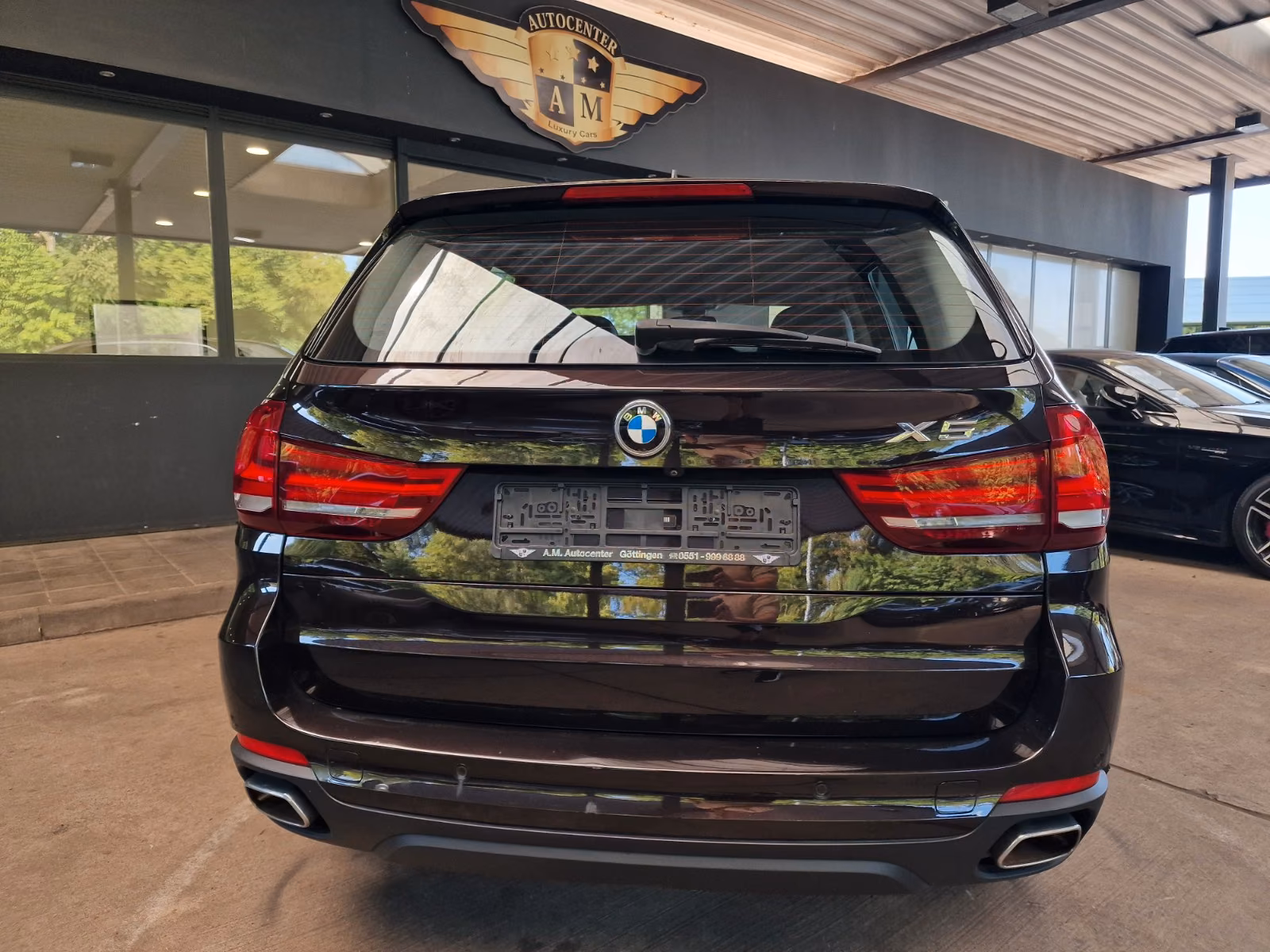 BMW X5 xDRIVE 40d 3.0 BI-TURBO 313ch BVA - CUIR DAKOTA - SIÈGES CHAUFFANTS ET VENTILÉS - ATTELAGE - CAMÉRA DE RECUL - SUSPENSION ADAPTATIVE