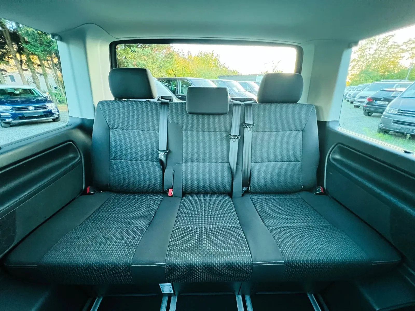 VOLKSWAGEN T6 MULTIVAN 2.0 TDI 150CH - DSG - GPS - CAMÉRA - ATTELAGE - 7 PLACES - 114.000 KMS