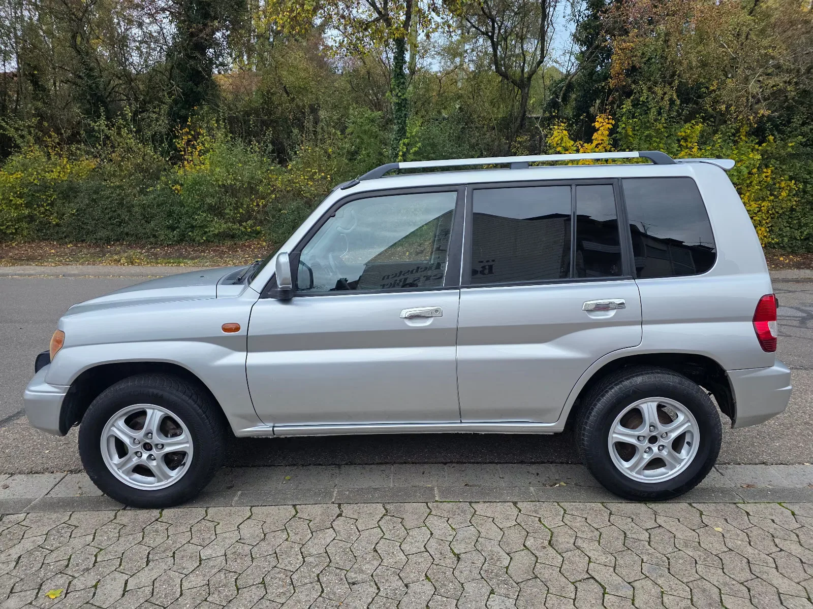 Mitsubishi Pajero Pinin 1.8 MPI 114ch 4x4 - 2 ème main - CT récent - Non fumeur - Vitres éléctriques - 93 000 KM