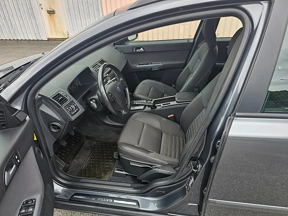 VOLVO V50 1.8 FLEXIFUEL 125CH KINETIC