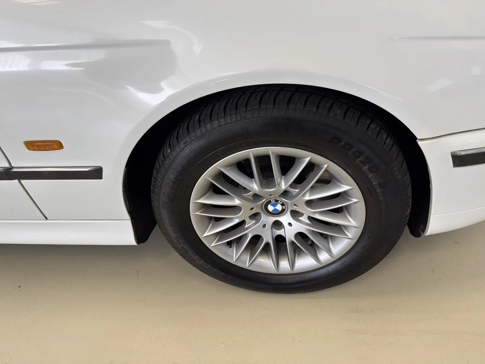 BMW 540 i TOURING 4.4 286 ch BVA - ATTELAGE - 255000 km