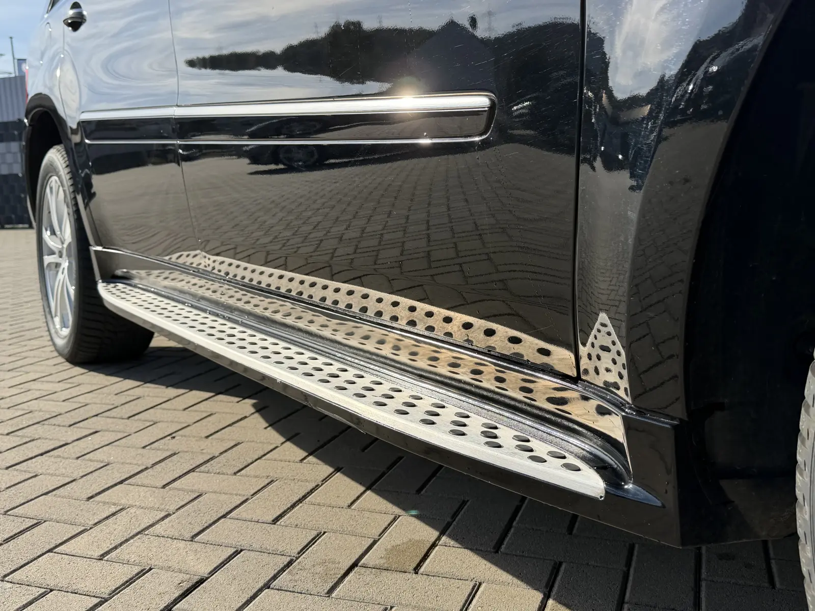 Mercedes-Benz Classe GL 450 4MATIC V8 | 340 ch | BVA | 7 places | Toit panoramique | Suspension pneumatique | Cuir | GPS