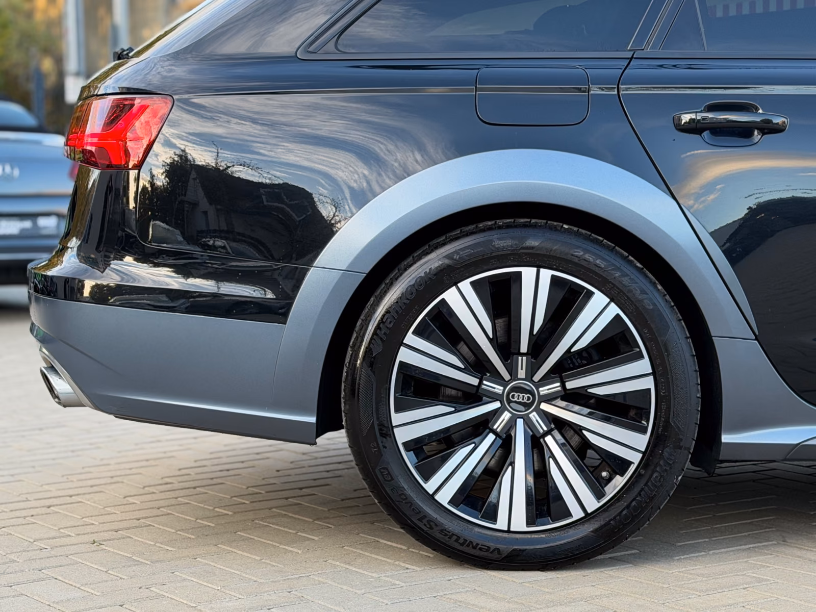 Audi A6 Allroad 3.0 TDI quattro | 218 ch | BVA | GPS | Apple CarPlay | Phares LED | Sièges chauffants | Hayon électrique