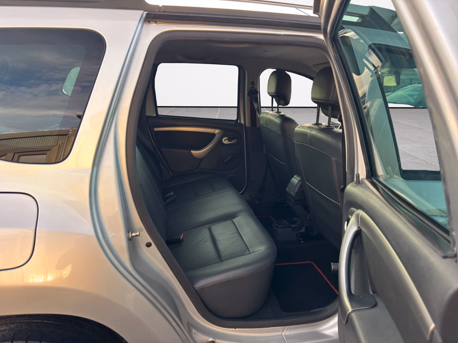 DACIA DUSTER I PRESTIGE 4X4 1ERE MAIN  | 110 ch | BVM | ATTELAGE