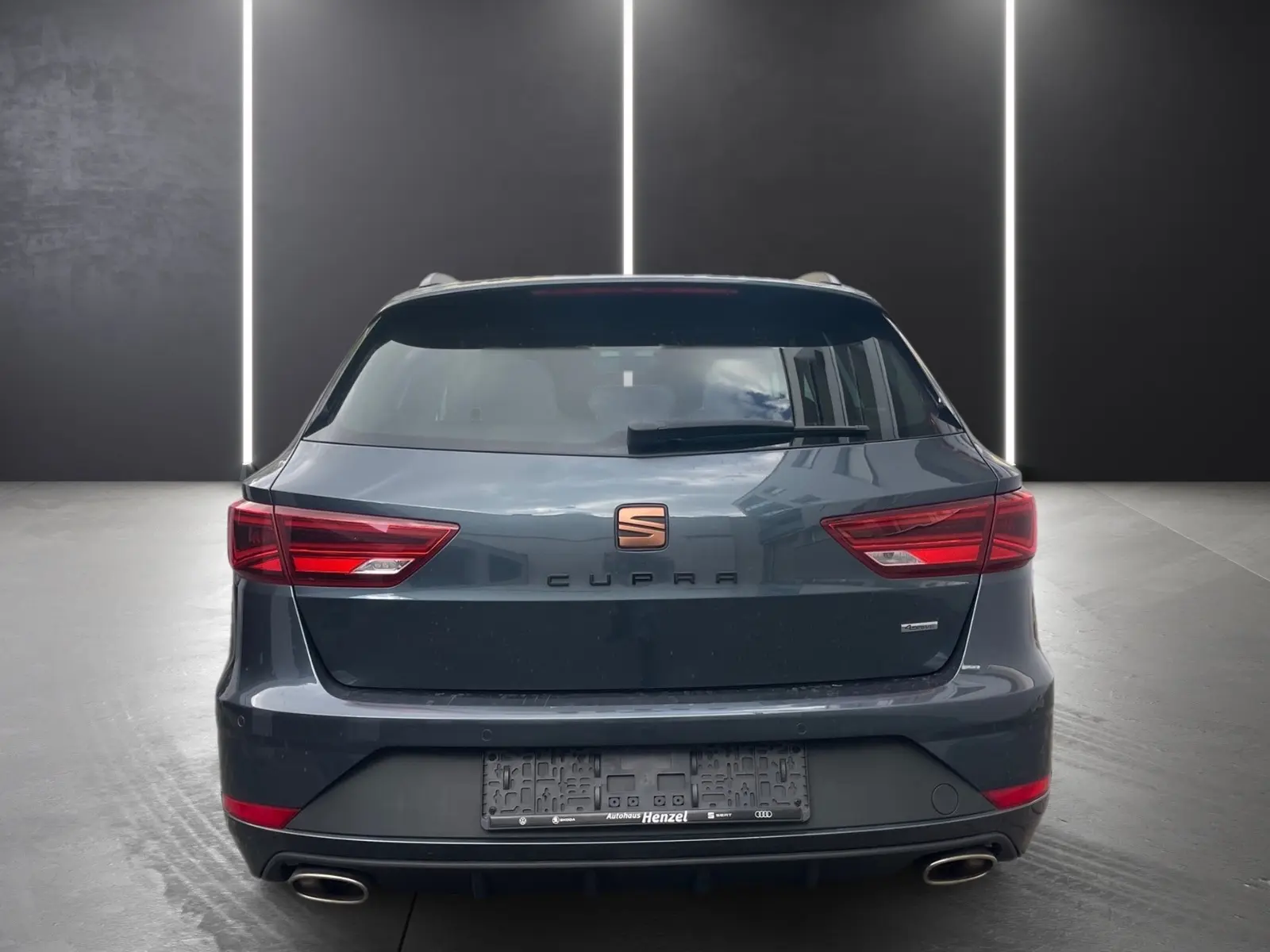 Seat Leon ST Cupra 300 4Drive DSG • Virtual Cockpit • BeatsAudio • ACC • Toit pano