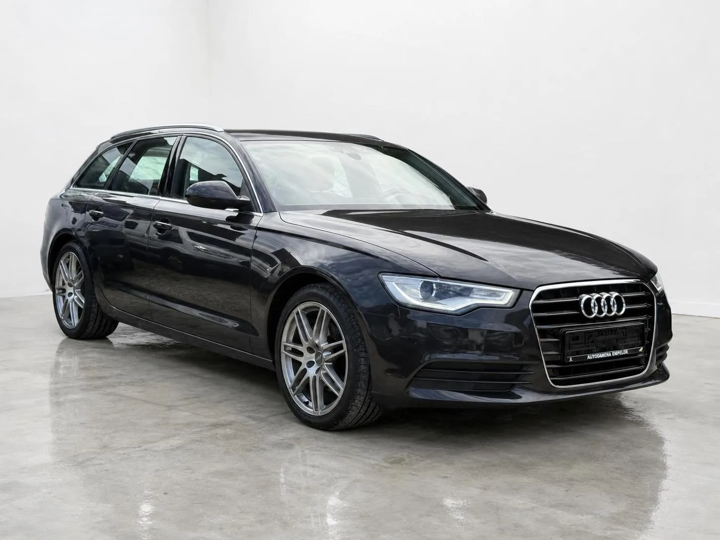 Audi A6 Avant 3.0 TDI 204 ch • Boîte auto • 1ère Main - GPS • Bi-Xénon • Attelage • Sièges sport chauffants
