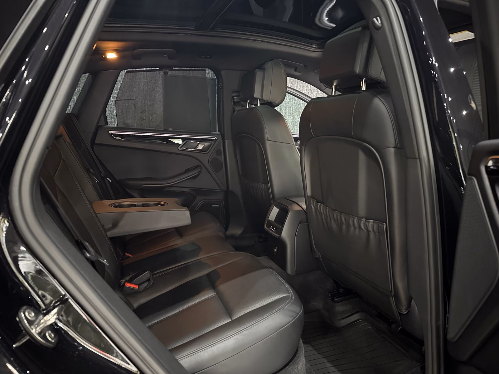 PORSCHE MACAN S / PANORAMA /  / CAMÉRA / BOSE | 340 ch | 4X4 | BVA | HAYON ÉLECTRIQUE | PACK SPORT | RÉGLAGE ÉLECTRIQUE DES SIÈGES AVEC FONCTION MÉMOIRE