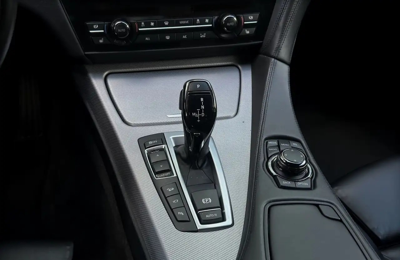 BMW 650i xDrive Gran Coupé V8 450 ch • 69 000 km • Bang & Olufsen • Head-up • Toit ouvrant • Soft Close