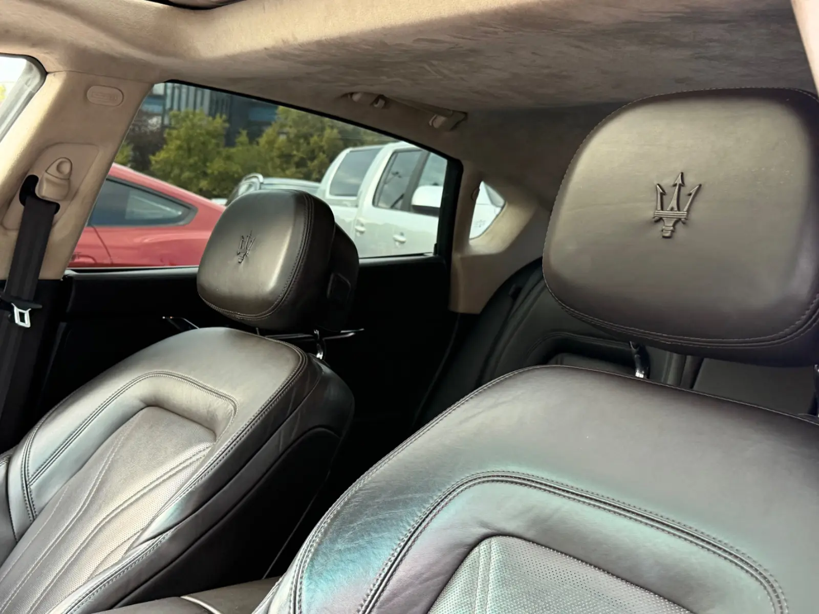 Maserati Quattroporte 3.0 V6 Diesel | 275 ch | BVA | Cuir | Toit ouvrant | Caméra | GPS | Sièges chauffants
