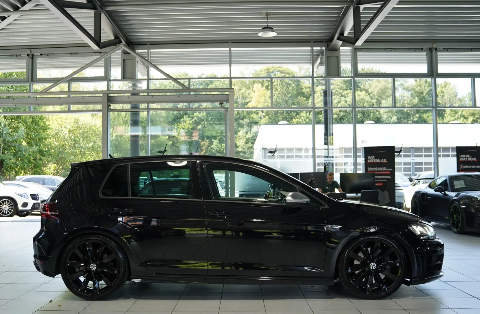 Volkswagen Golf 7 R 300 ch 4Motion DSG • 85 000 km • Cuir Vienna • GPS Discover Pro • Bi-Xénon • 19"