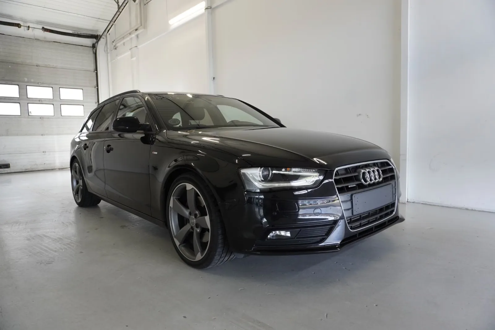 Audi A4 2.0 TFSI quattro 224 ch S line • S tronic • GPS • Radars AV/AR • Audi Sound System
