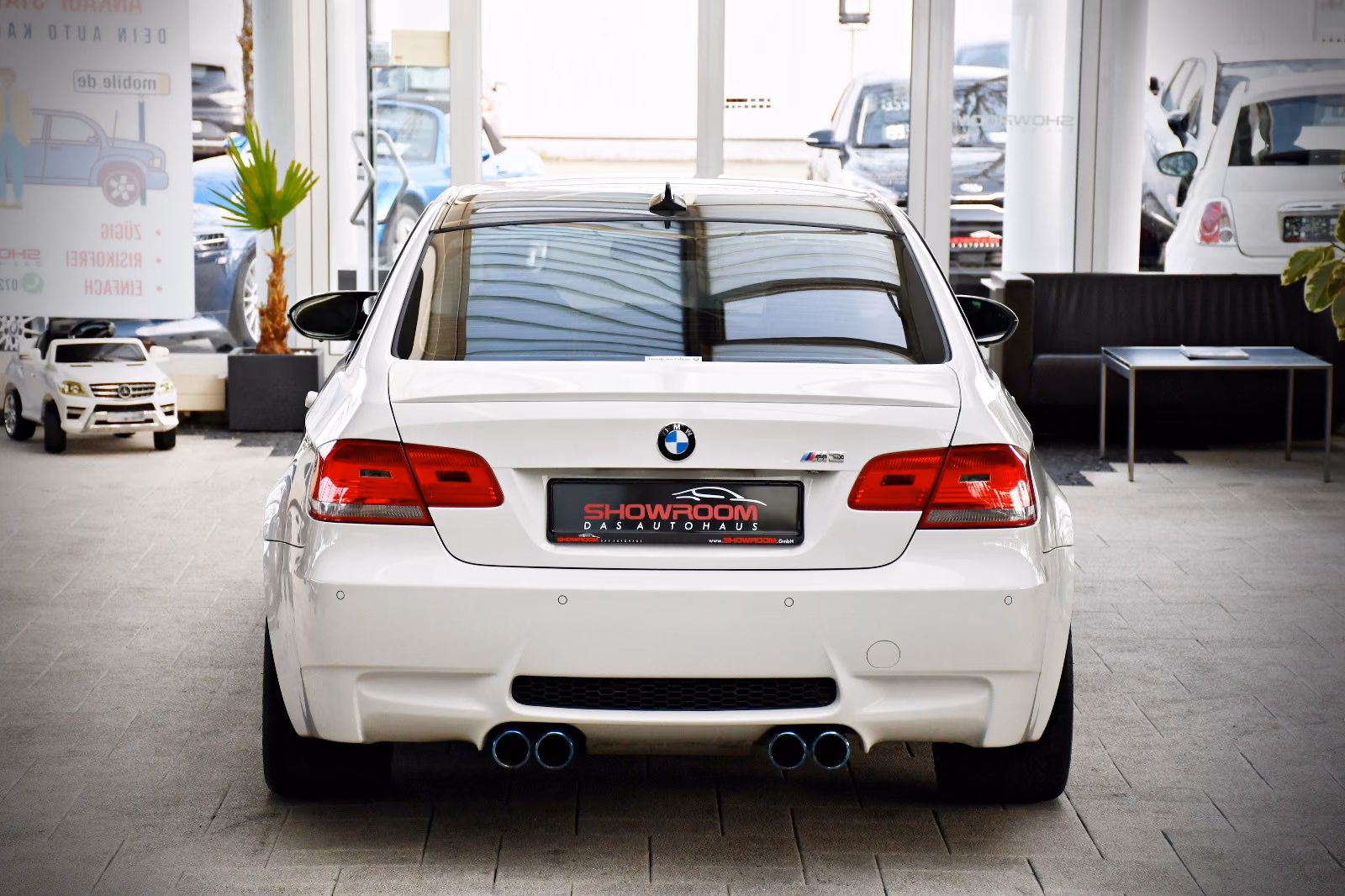 BMW M3 E92 V8 4.0 420 ch • Boîte manuelle • 79 800 km • Toit carbone • EDC • Cuir/Alcantara • GPS Pro