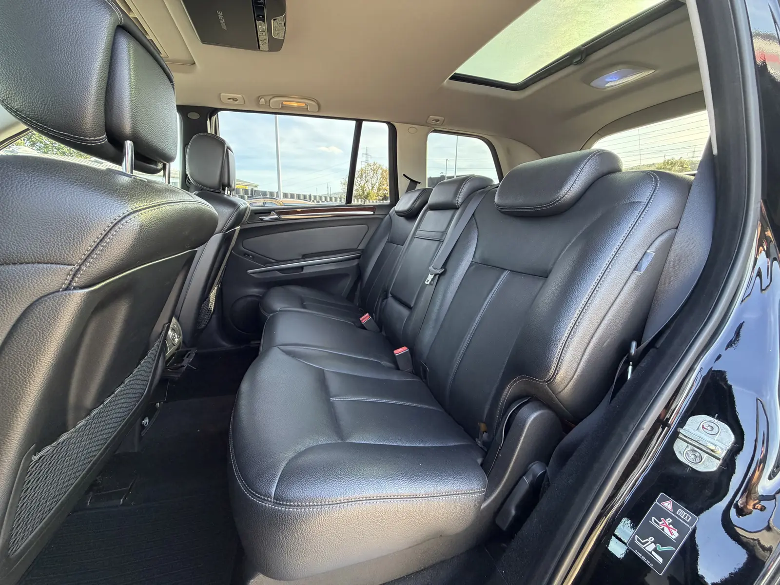 Mercedes-Benz Classe GL 450 4MATIC V8 | 340 ch | BVA | 7 places | Toit panoramique | Suspension pneumatique | Cuir | GPS