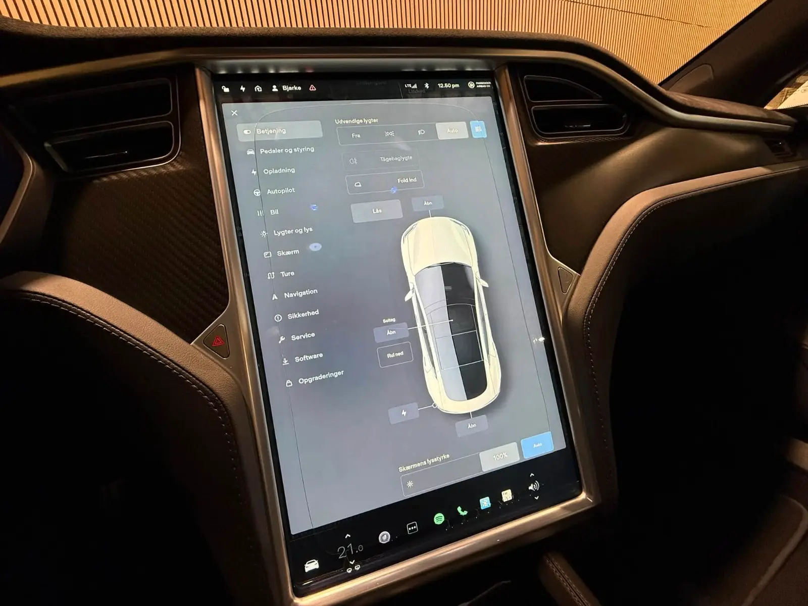Tesla Model S Performance 85 367ch - Supercharge gratuite - Jantes 17" - Régulateur - Toit panoramique - Sièges chauffants éléctriques