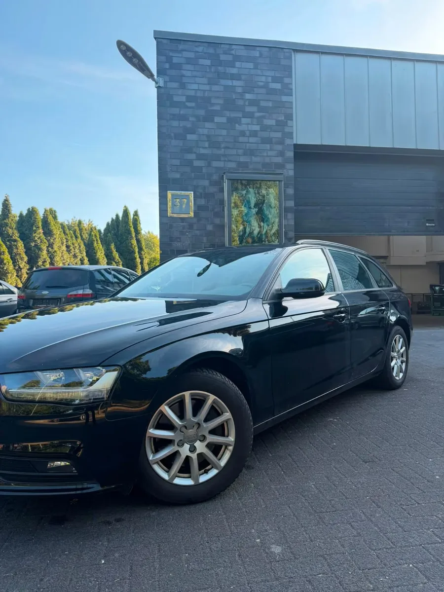 AUDI A4 AVANT ATTRACTION QUATTRO | BVA
