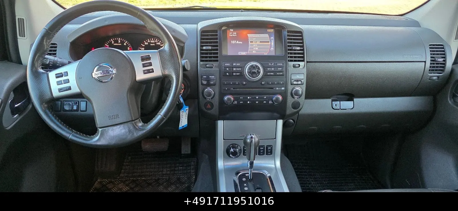 Nissan Navara 3.0 V6 dCi Double Cab LE | 231 ch | BVA | Hard top | Cuir | Toit ouvrant | GPS | Attelage