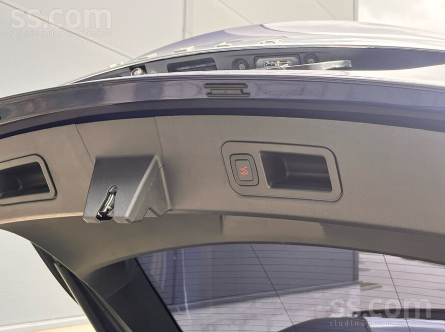 Tesla Model 75D 332ch 4x4 - Toit ouvrant panoramique - Autopilot - Suspension pneumatique - Régulateur adaptatif