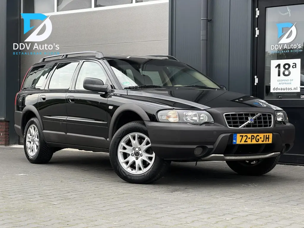 VOLVO XC70 2.5T 210 ch AWD 4x4 BVA CONFORT LINE - 289890 km