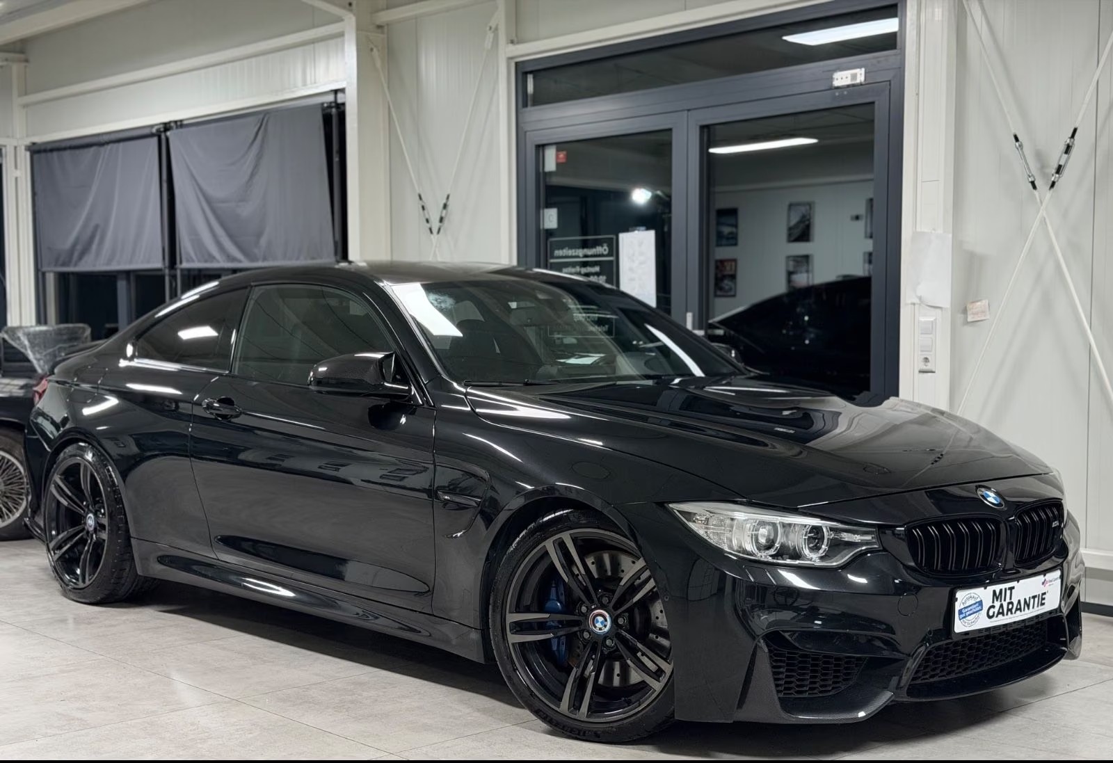 BMW M4 COUPE 431CH