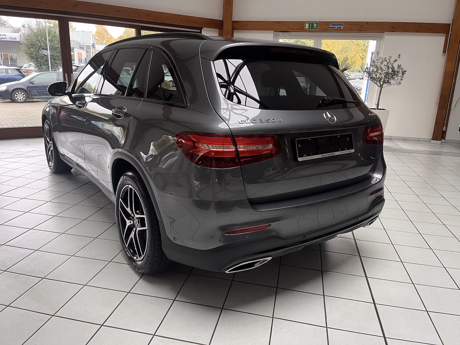 MERCEDES-BENZ GLC 350D 258CH AMG LINE