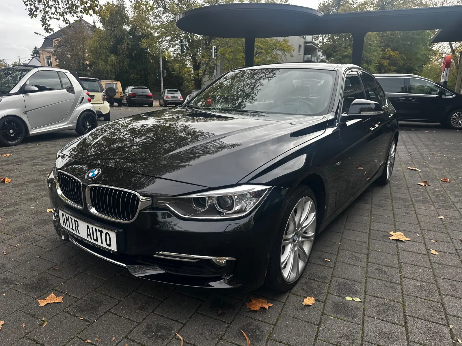 BMW 328i xDRIVE 2.0 TURBO 245ch - 4X4 - CUIR DAKOTA - AFFICHAGE TÊTE HAUTE - SIÈGES ÉLECTRIQUES À MÉMOIRE - GPS