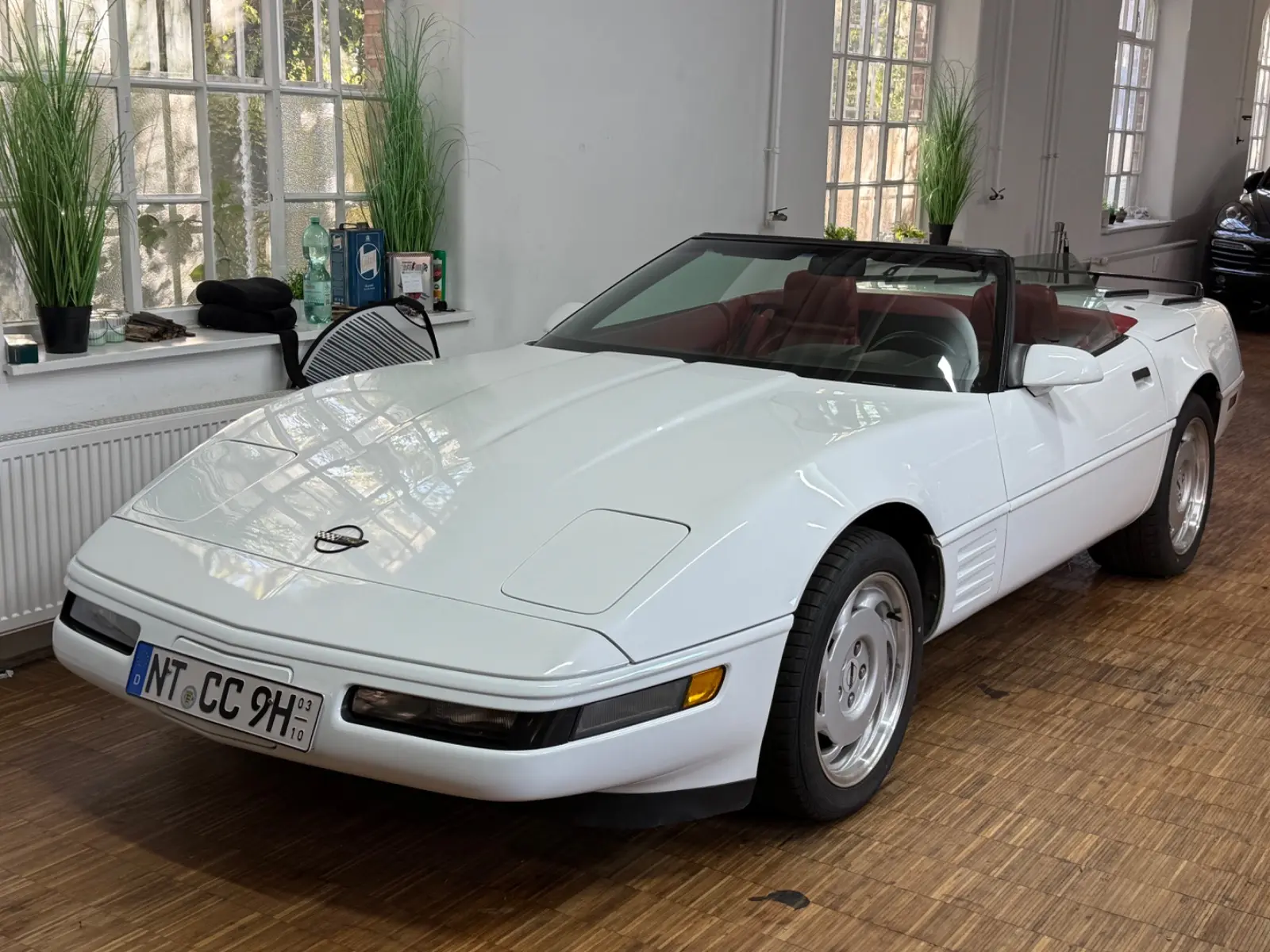 CHEVROLET CORVETTE C4 CABRIOLET 5.7 V8 299ch BVM6 - CUIR RECARO - CLIMATISATION - ÉCHAPPEMENT SPORT - VÉHICULE DE COLLECTION