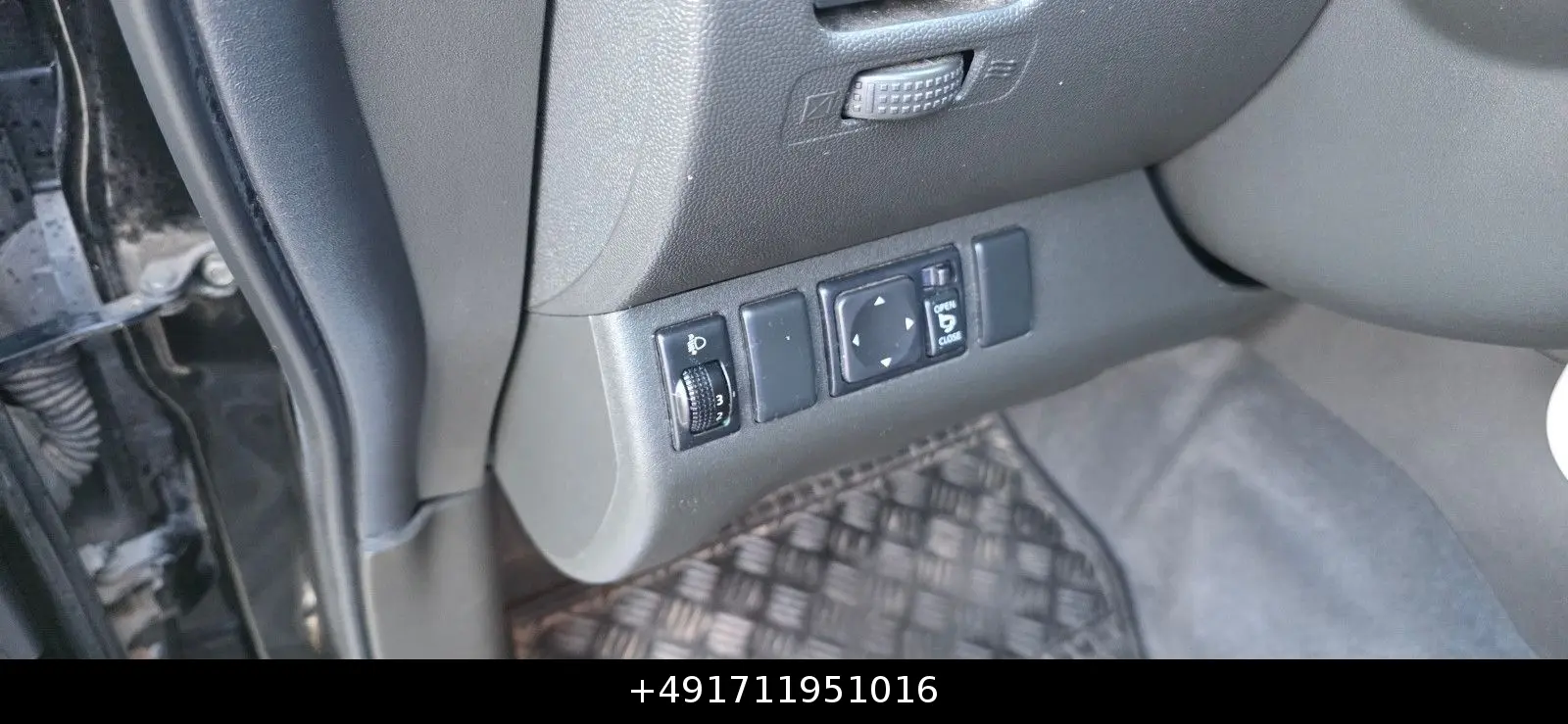Nissan Navara 3.0 V6 dCi Double Cab LE | 231 ch | BVA | Hard top | Cuir | Toit ouvrant | GPS | Attelage