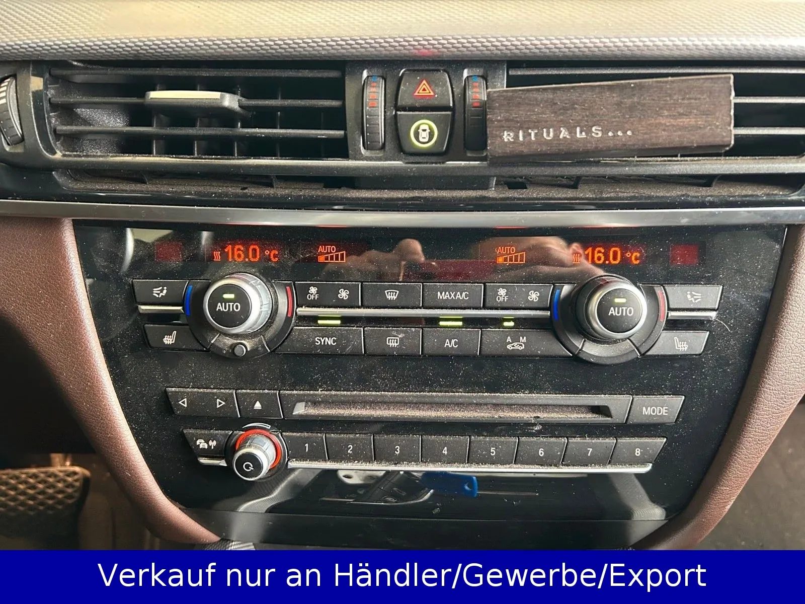 BMW X5 xDrive30D 258ch PACK M BVA XENON CUIR CHAUFFAGE STATIONNAIRE HAYON ÉLECTRIQUE RÉGLAGE ÉLECTRIQUE DES SIÈGES AVEC FONCTION MÉMOIRE