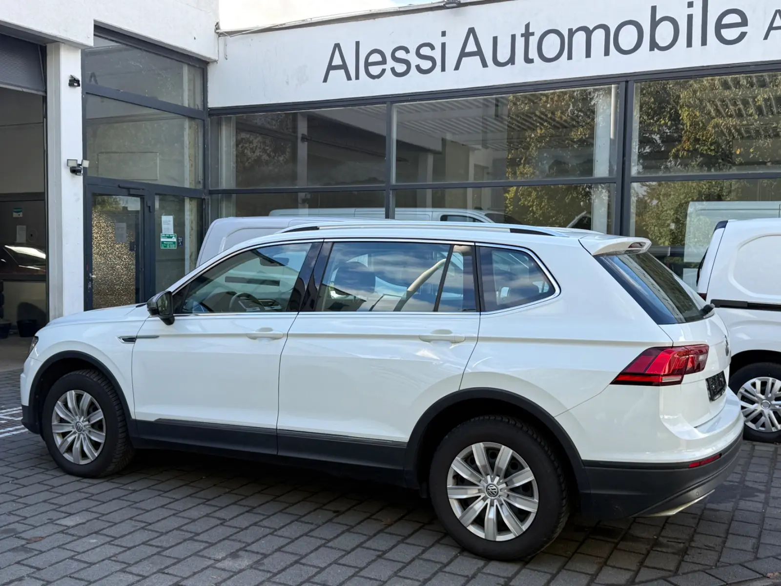 VOLKSWAGEN TIGUAN 2.0 TDI 150CH - ALLSPACE COMFORTLINE - HAYON ÉLECTRIQUE - 1ERE MAIN