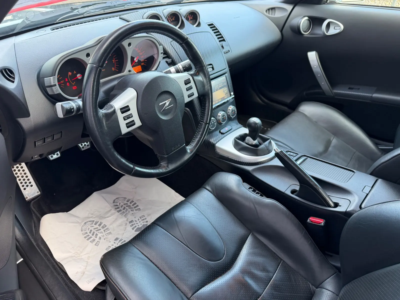 NISSAN 350Z COUPE BVM PREMIUM PACK CUIR XENON 78000KM TOP 280 ch PACK SPORT VOLANT EN CUIR