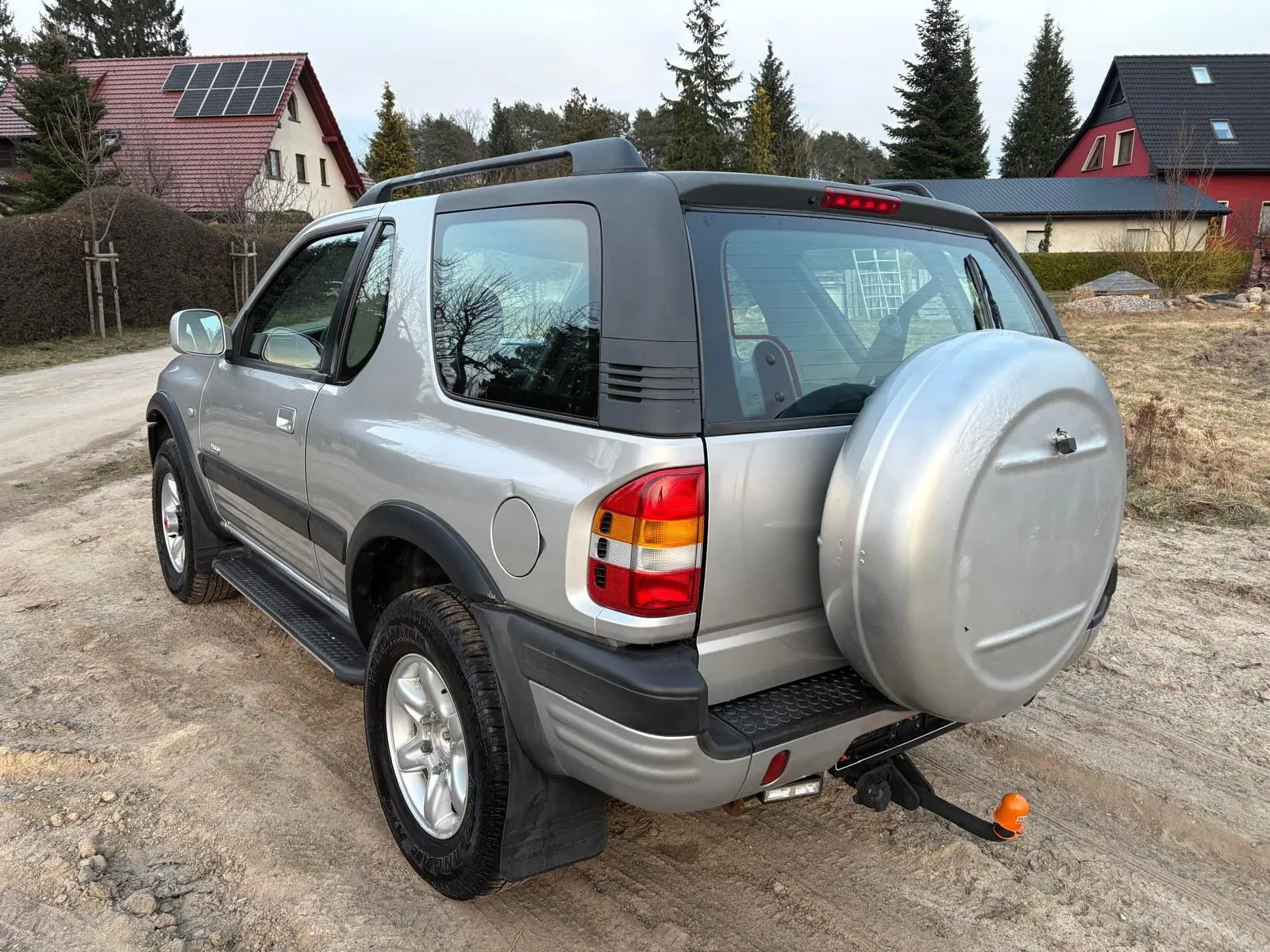 Opel Frontera 2.0 16V Sport Edition 2000 2.2 136ch - Nouveau pot catalytique - Attelage - Climatisation - Carnet entretien